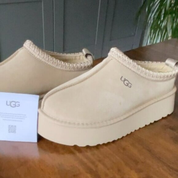 UGG Tasman Platform Slipper in Mustard Seed - Picture 1 of 3